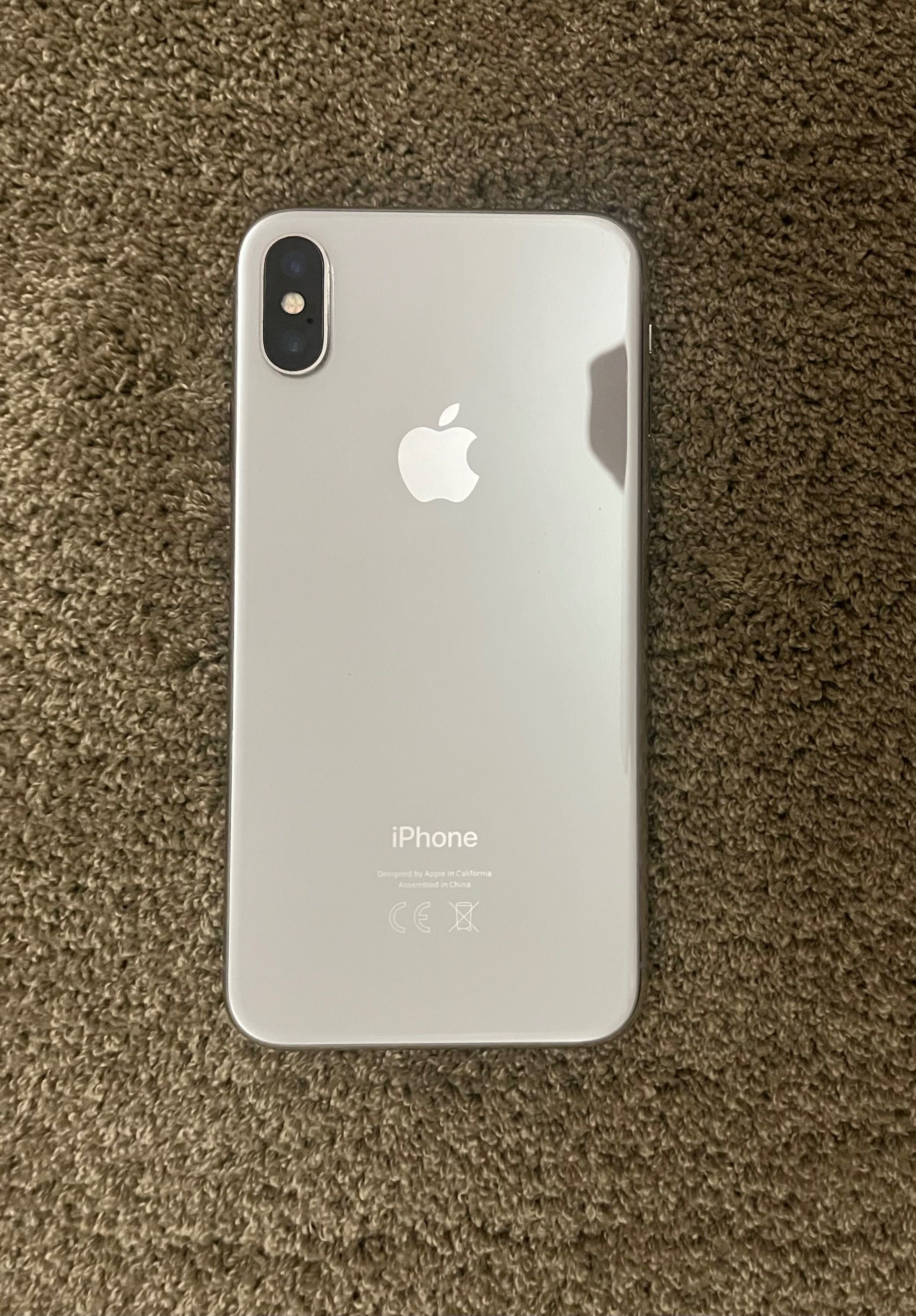 Vendo iPhone X usado, como novo!