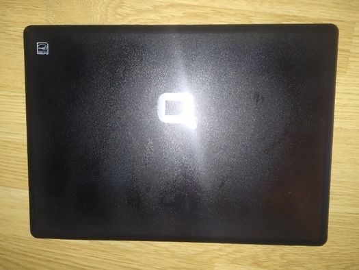 Laptop 15 HP Compaq Presario C700 Intel Pent 2x Win7 office SSD nauka