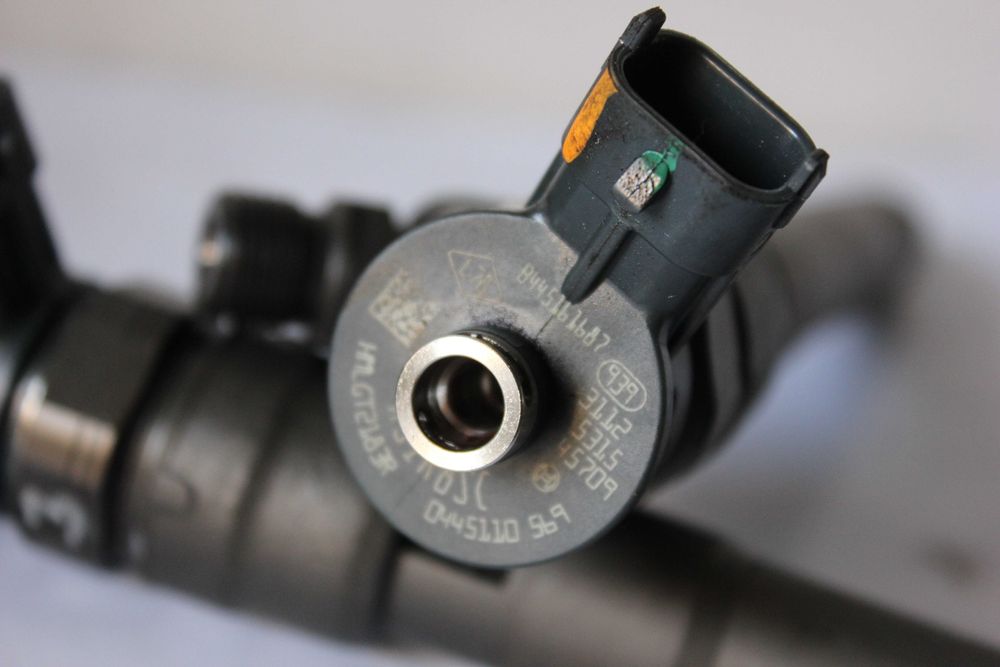 Форсунка дизель  Trafic3. Vivarо3 1.6dCi 2014 0445110569 154506