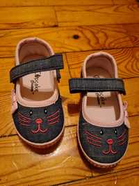 buciki paputki buty dla dzieci dziewczynka kapcie 20 Cupcake na lato
