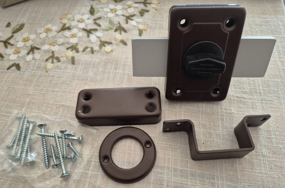 Zamek.GAMA do drzwi zewnetrznych