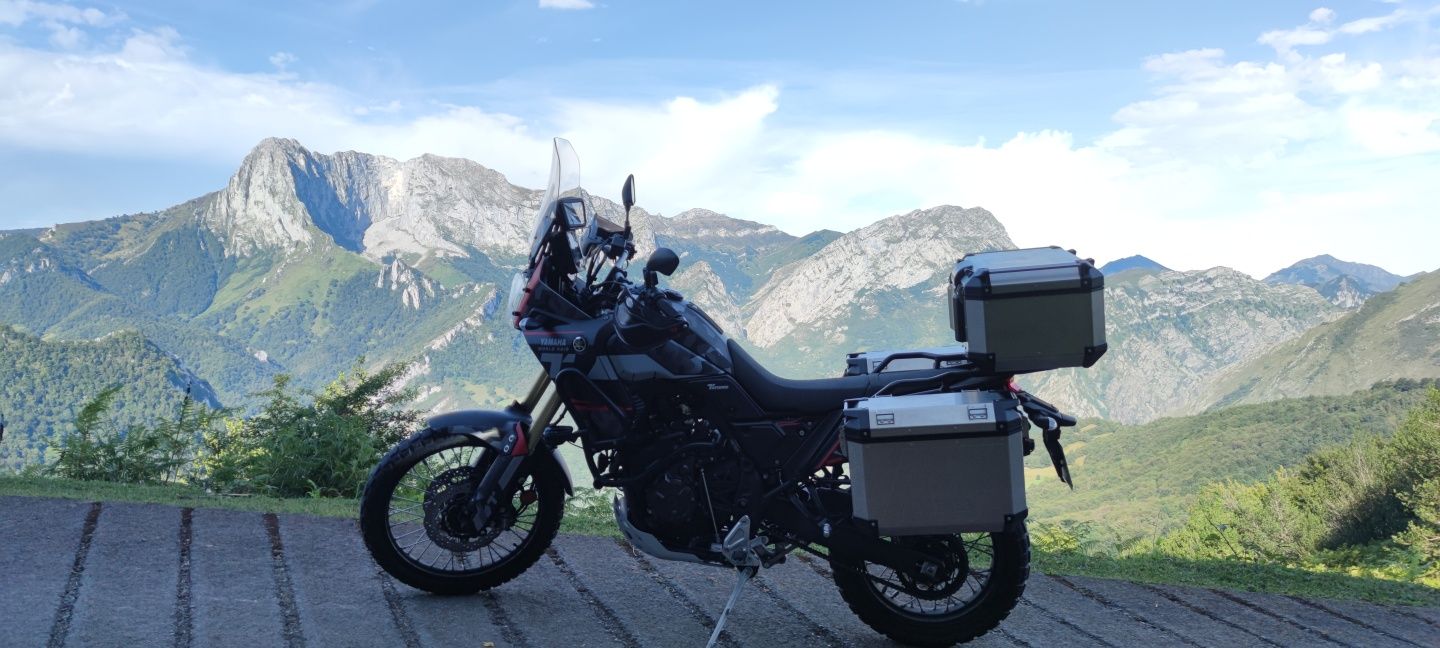 Yamaha Ténéré 700 (SEM EXTRAS NENHUMS)