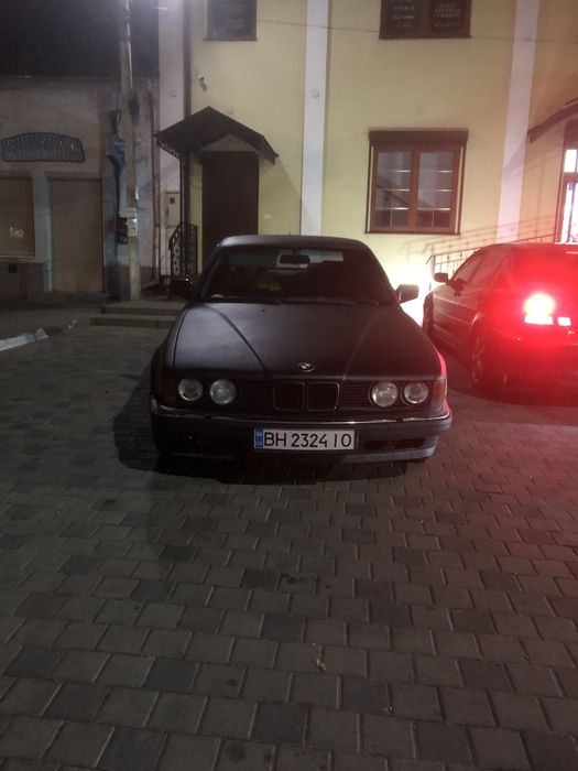 Продам Бмв е32 1988 рік 3,5 бензин