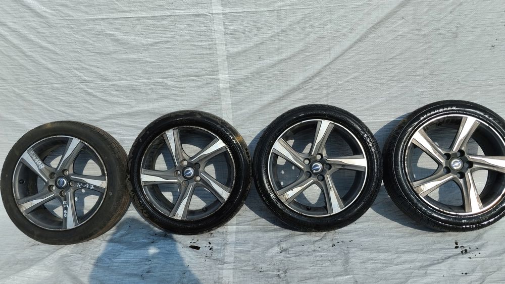koła felgi aluminiowe volvo v40 ii cross country 8x17 5x108 et50