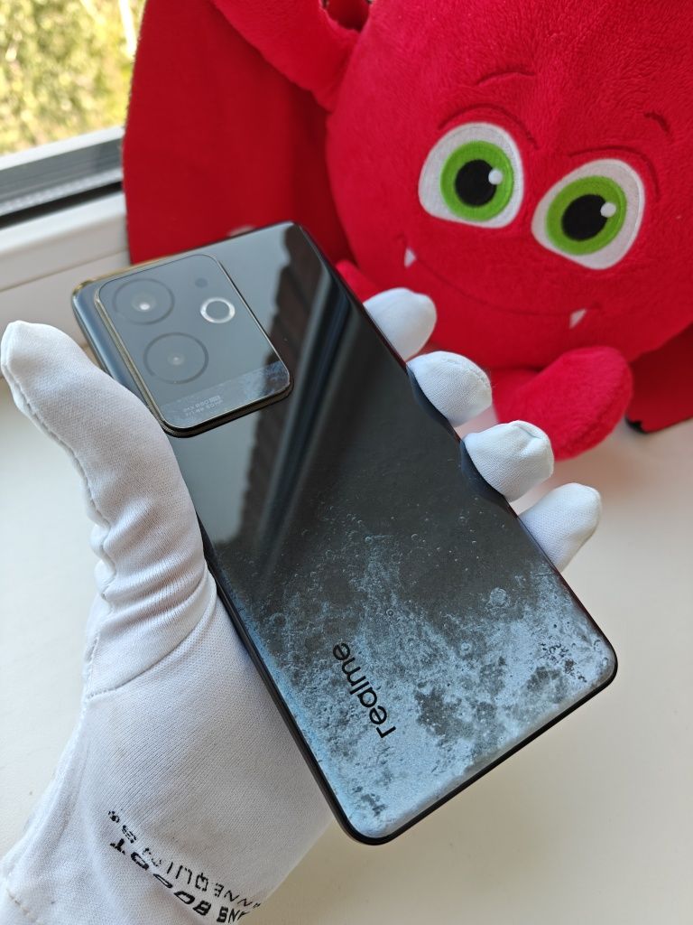 Realme GT 6 CN Snapdragon 8 Gen 3 16/256gb