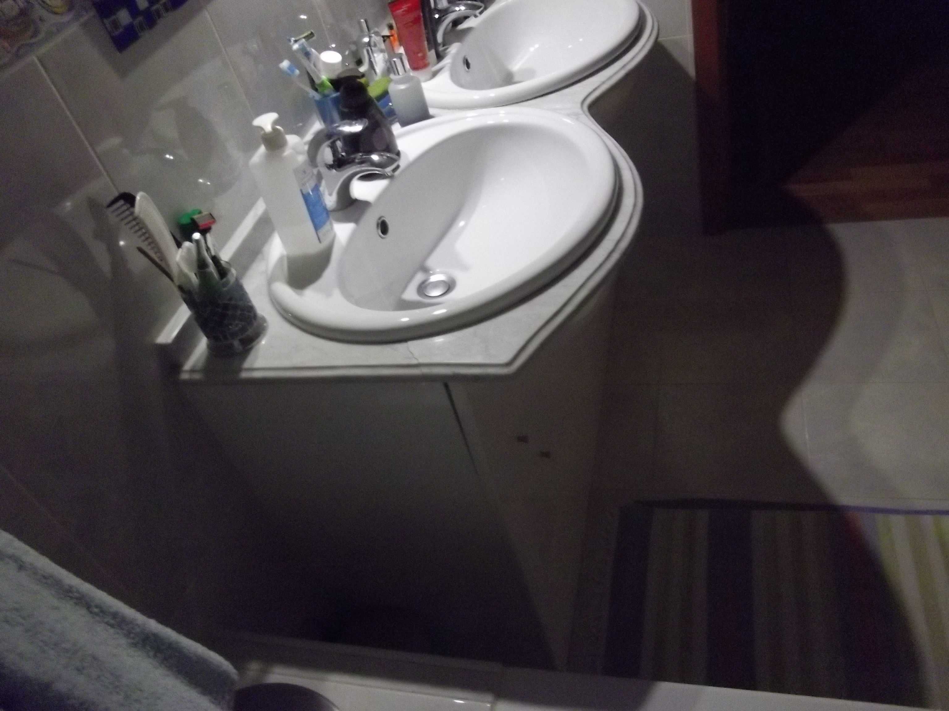 lavatorio ,torneia e sifão, sanitana