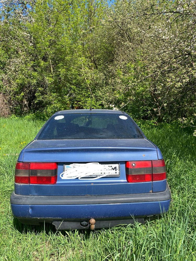 Машина Volkswagen Passat b4