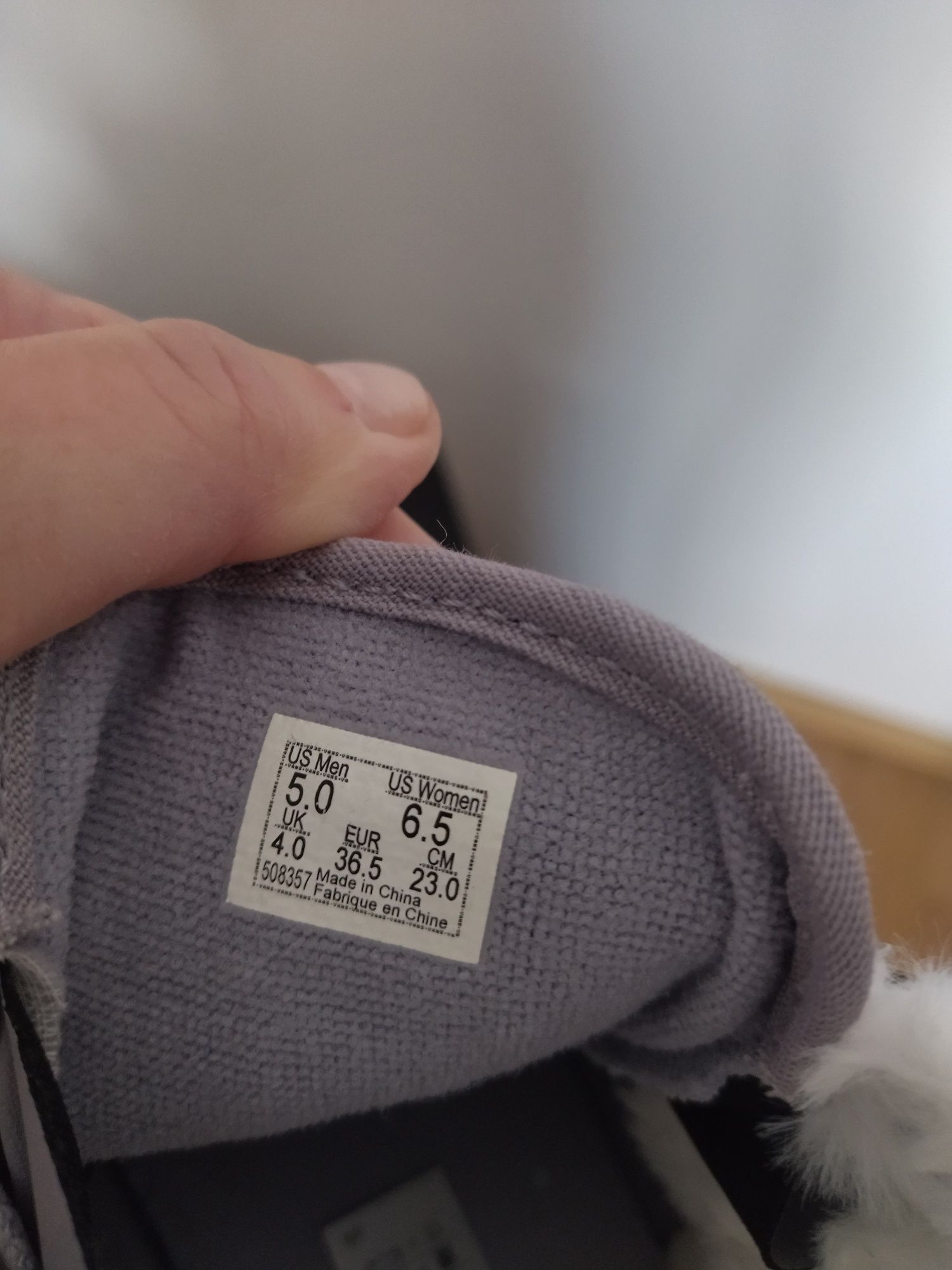 Buty  ocieplane Vans 36.6 że