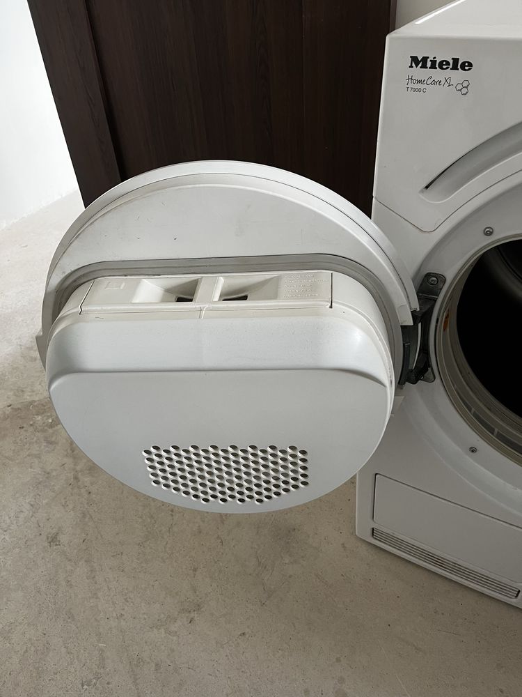 Suszarka elektryczna Miele T 7000 C