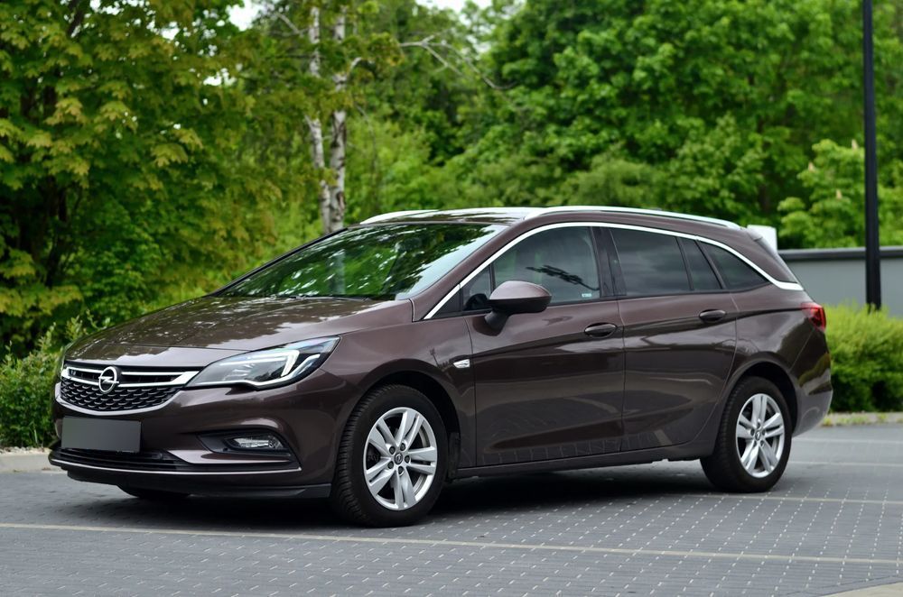 Opel Astra 1.6 Dynamic - Po dużym serwisie* Czarny sufit* Pakiet zimowy