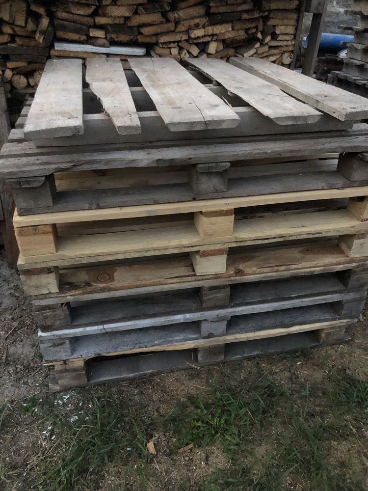 Продам піддони які залишилися після будівництва.