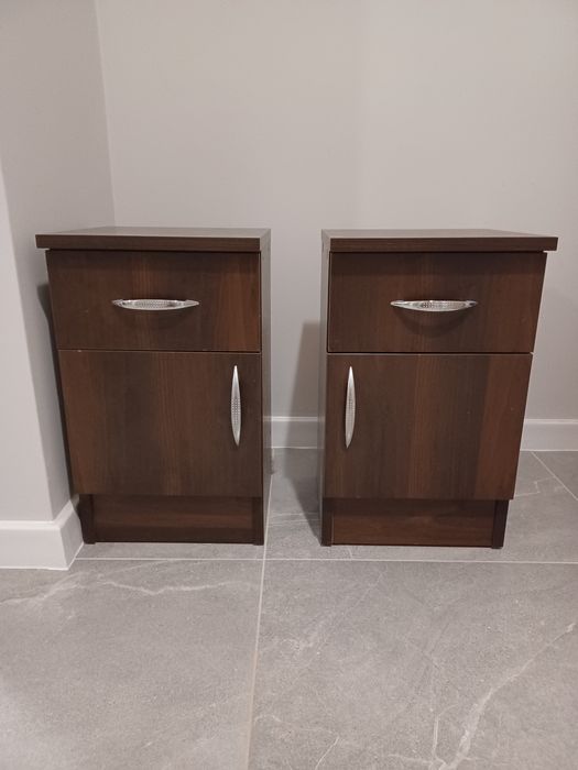 Sprzedam szafkę nocną