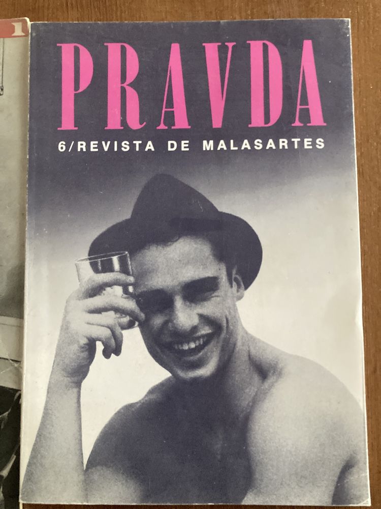 Revista Pravda - Fenda RARO / COLECCAO