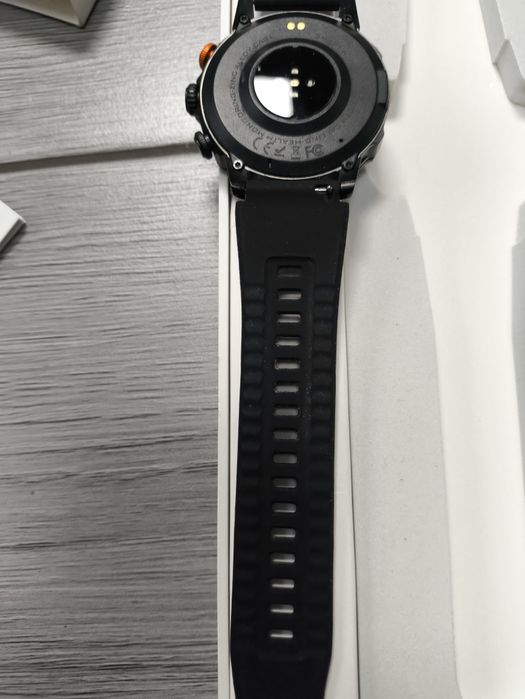 Smartwatch męski 1,53" AMOLED 124 + trybów sportowych SpO2 IP68