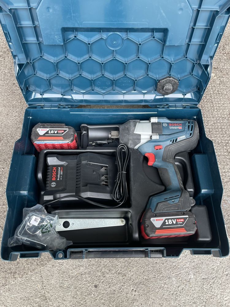 Akumulatorowy klucz udarowy GDS 18V-1050 H BOSCH Professional