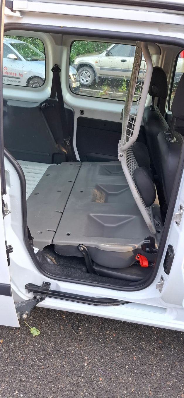 Renault Kangoo Renault kangoo maxi long klima przeszklony osobowy 1.5 dci