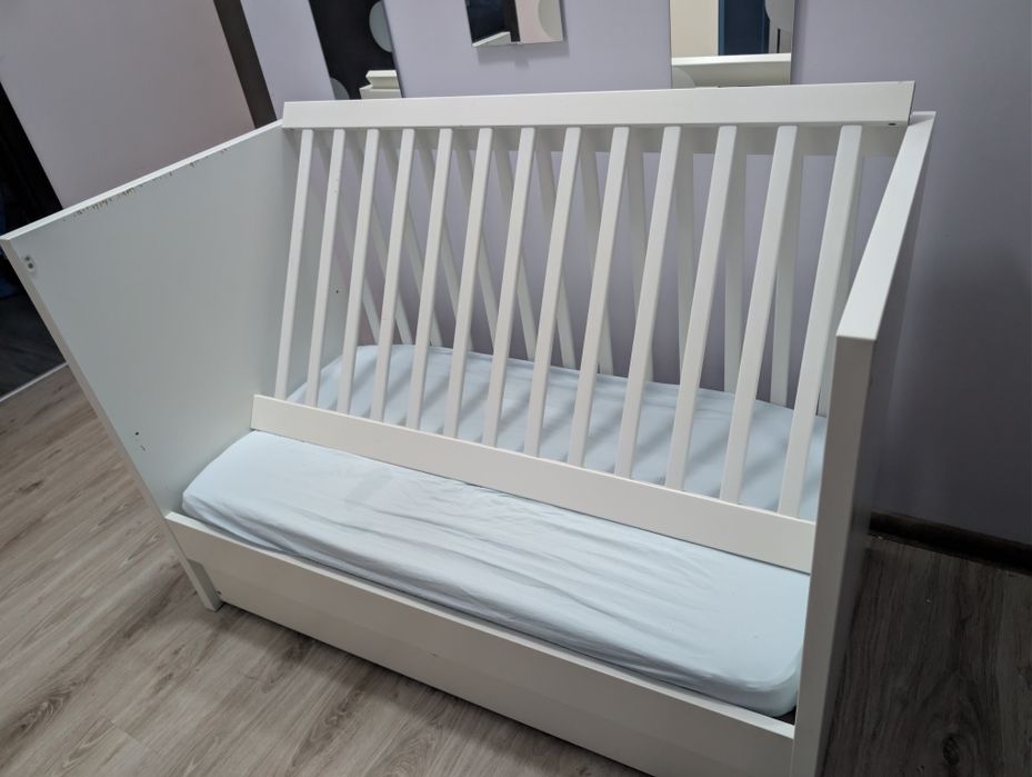 Łóżeczko Ikea Stuva 120x60 z materacem