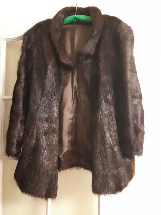 krótki kożuszek z nutrii