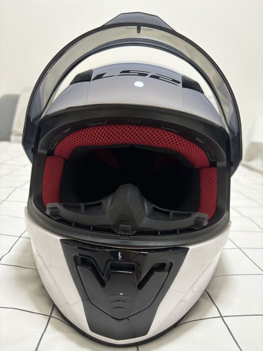 Capacete de mota.