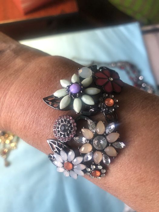 Кулони , підвіски, браслет