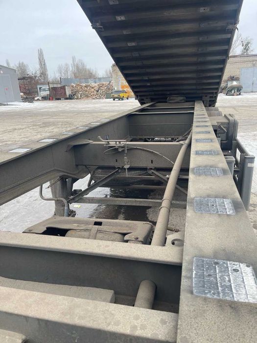 самосвал напівпричіп