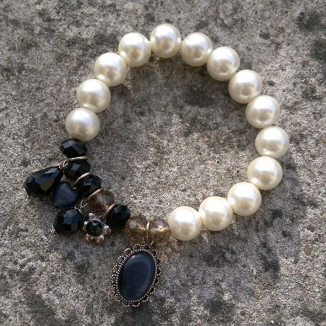 Bransoletka - sztuczne perły