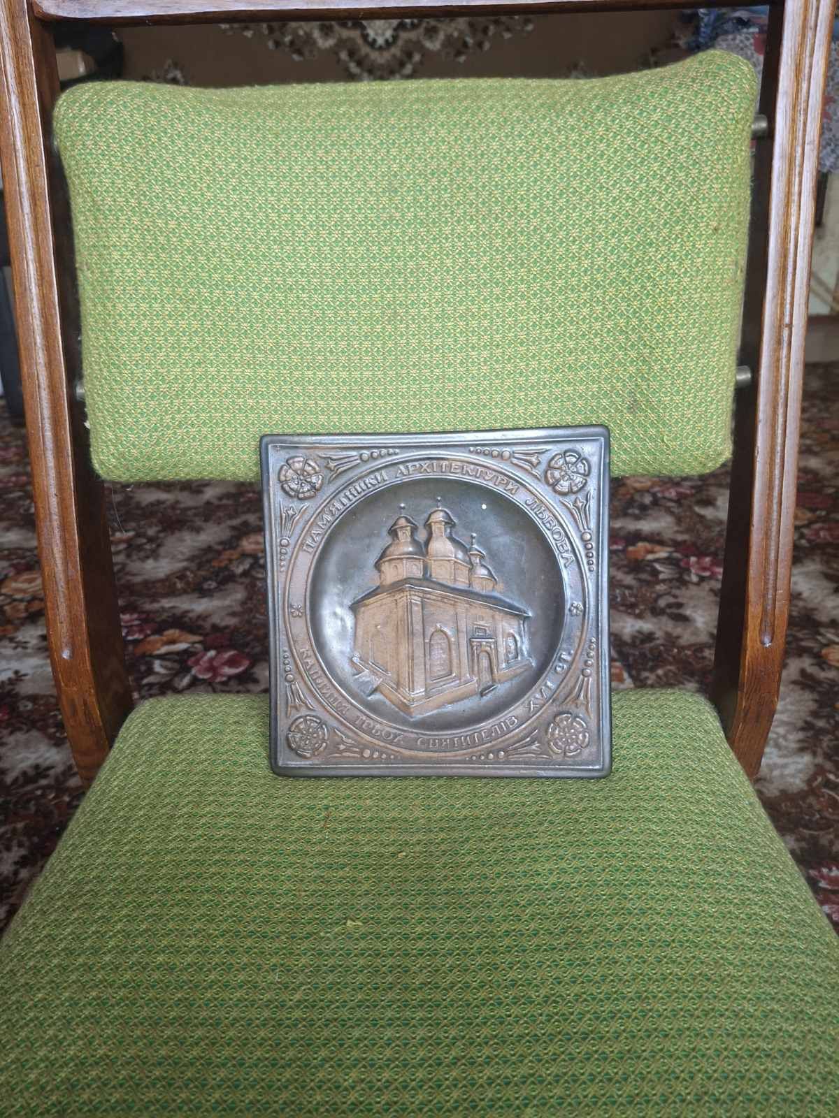 Майоліка,штоф,Пласт,плакетка,Кераміка,каплиця,тарілка.