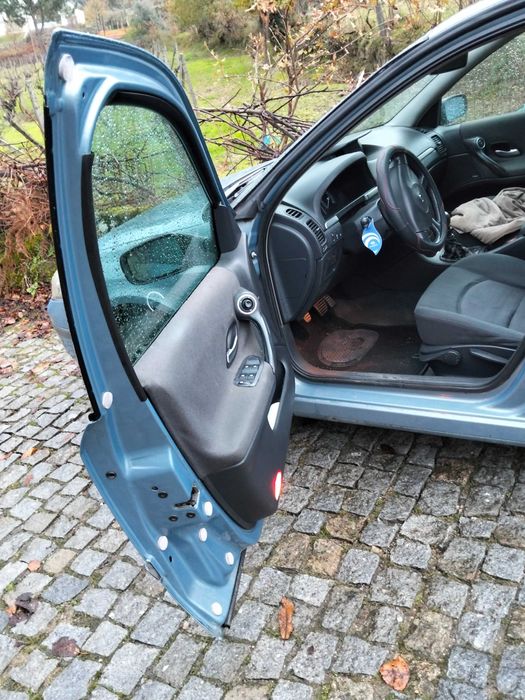 Renault Laguna 1.9 dci - 06!