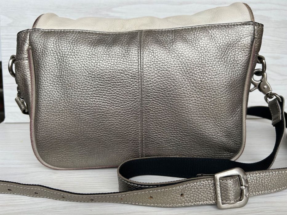 Mala pele FLY London