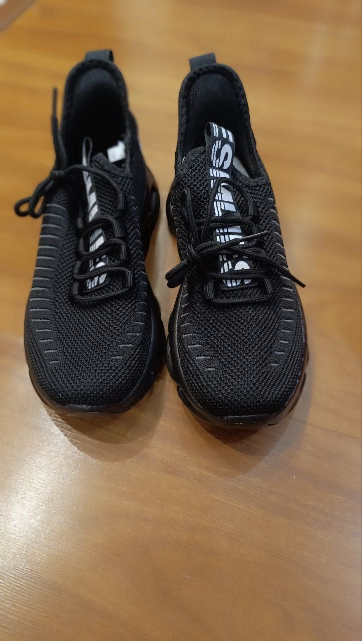 Tênis masculino/infantil tamanho 38 2 pares vermelhos 1 preto