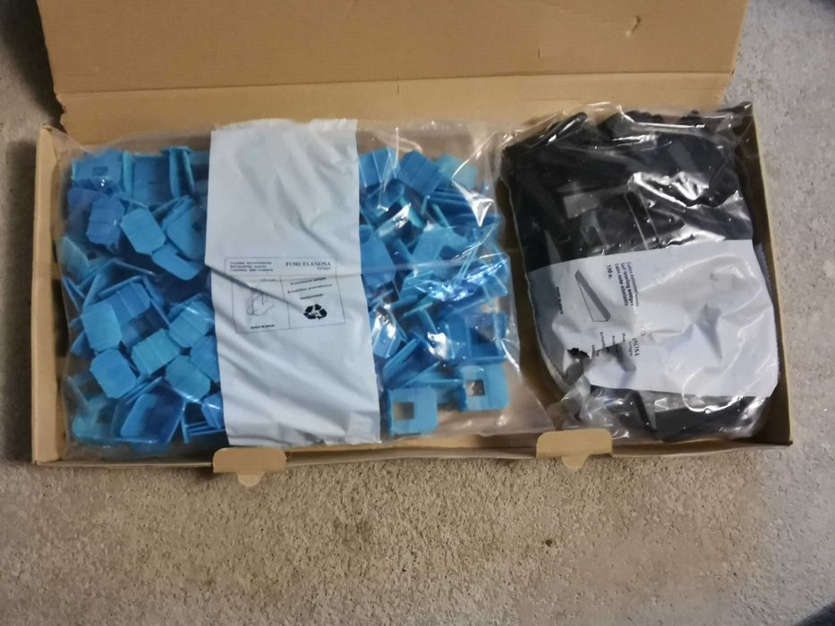 Porcelanosa - Kliny i bramki do płytek - 2mm