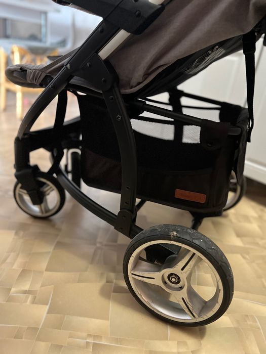 Продам візочок 2 в 1