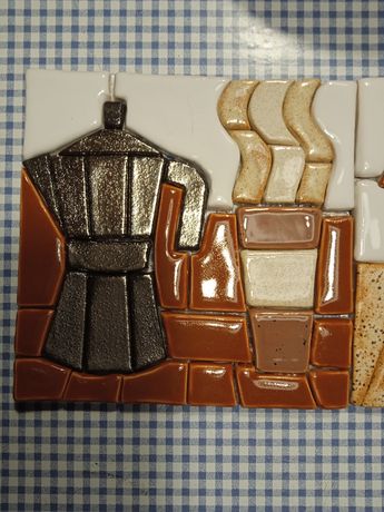 Dekor kafelek ręcznie robiony z poznańskiej  pracowni Ardea