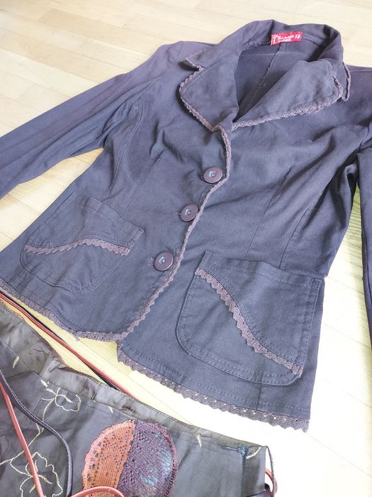 Komplet S żakiet spódnica brązowy 36