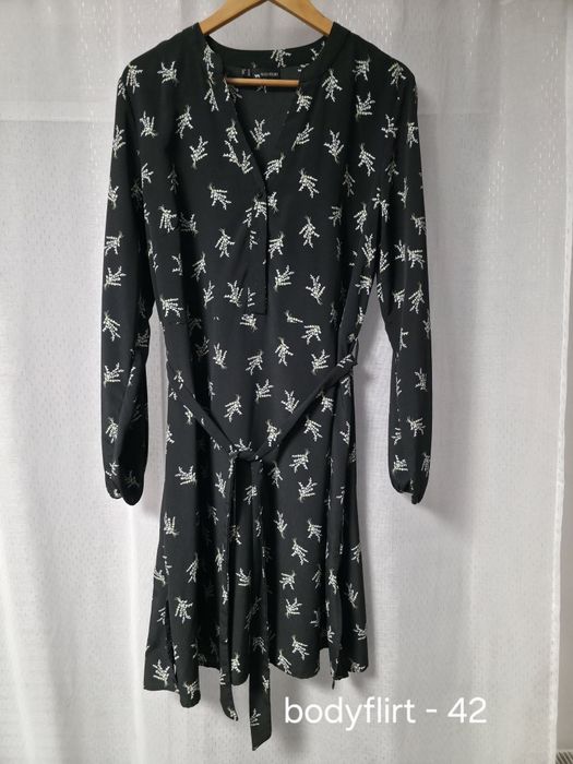 Sukienka bodyFLIRT r. 42 na codzień