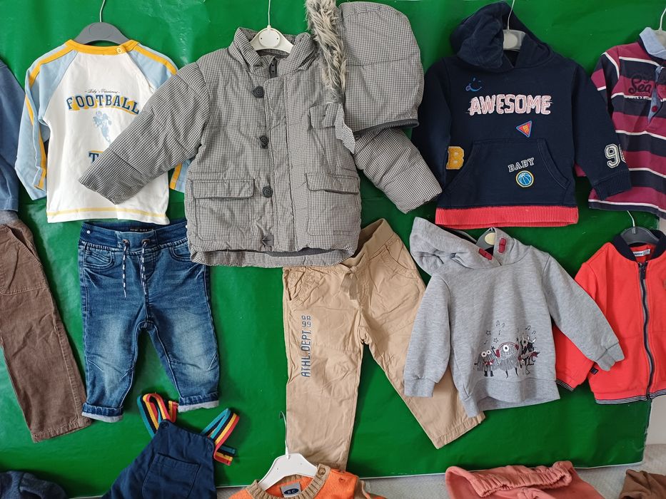 Lote de roupinhas 12 a 18 meses.