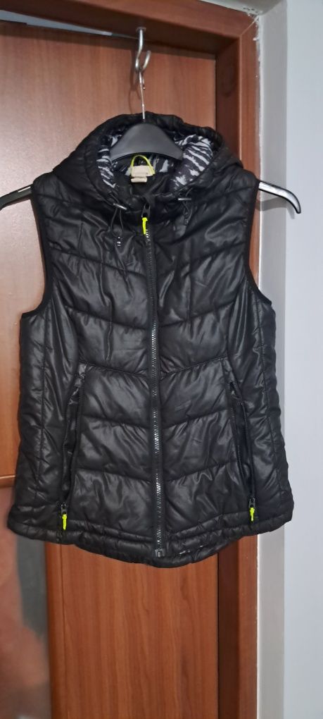 Kamizelka bezrekawnik H&M krotka czarna blyszczaca XS