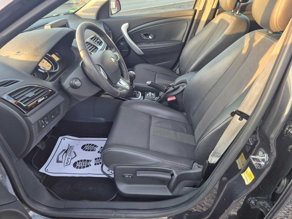 RENAULT MEGANE III BOSE SKÓRA ALU NAVI stan bdb 1.9 dci 130 Bezwypadek