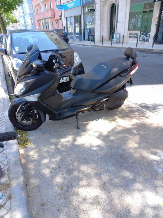 Scooter Sym GTS sport 15cv (11kw)