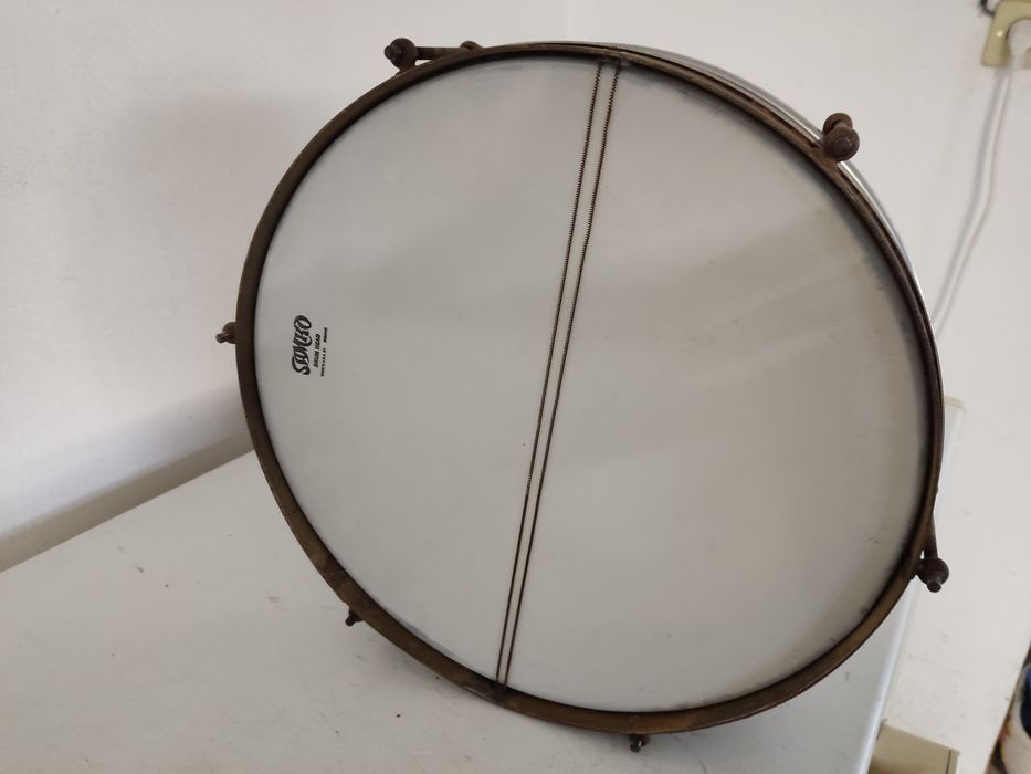 Vendo Tarola em bom estado