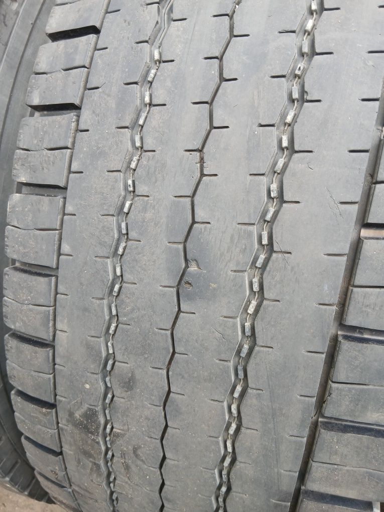 Грузові шини бу 315/70/22.5