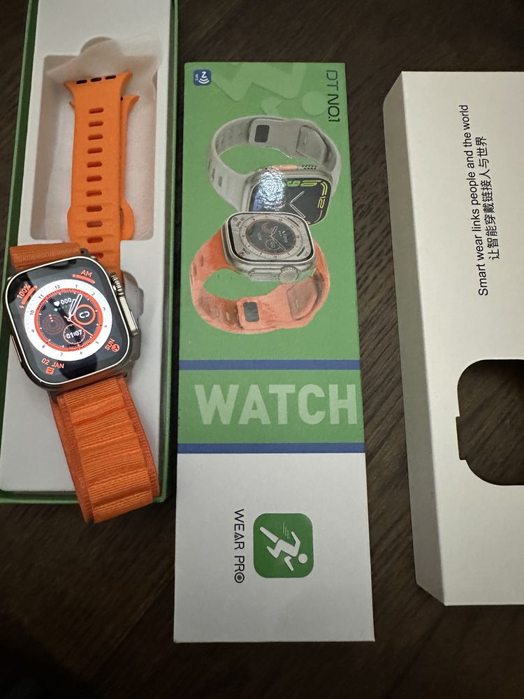 Smartwatch com braceles laranja