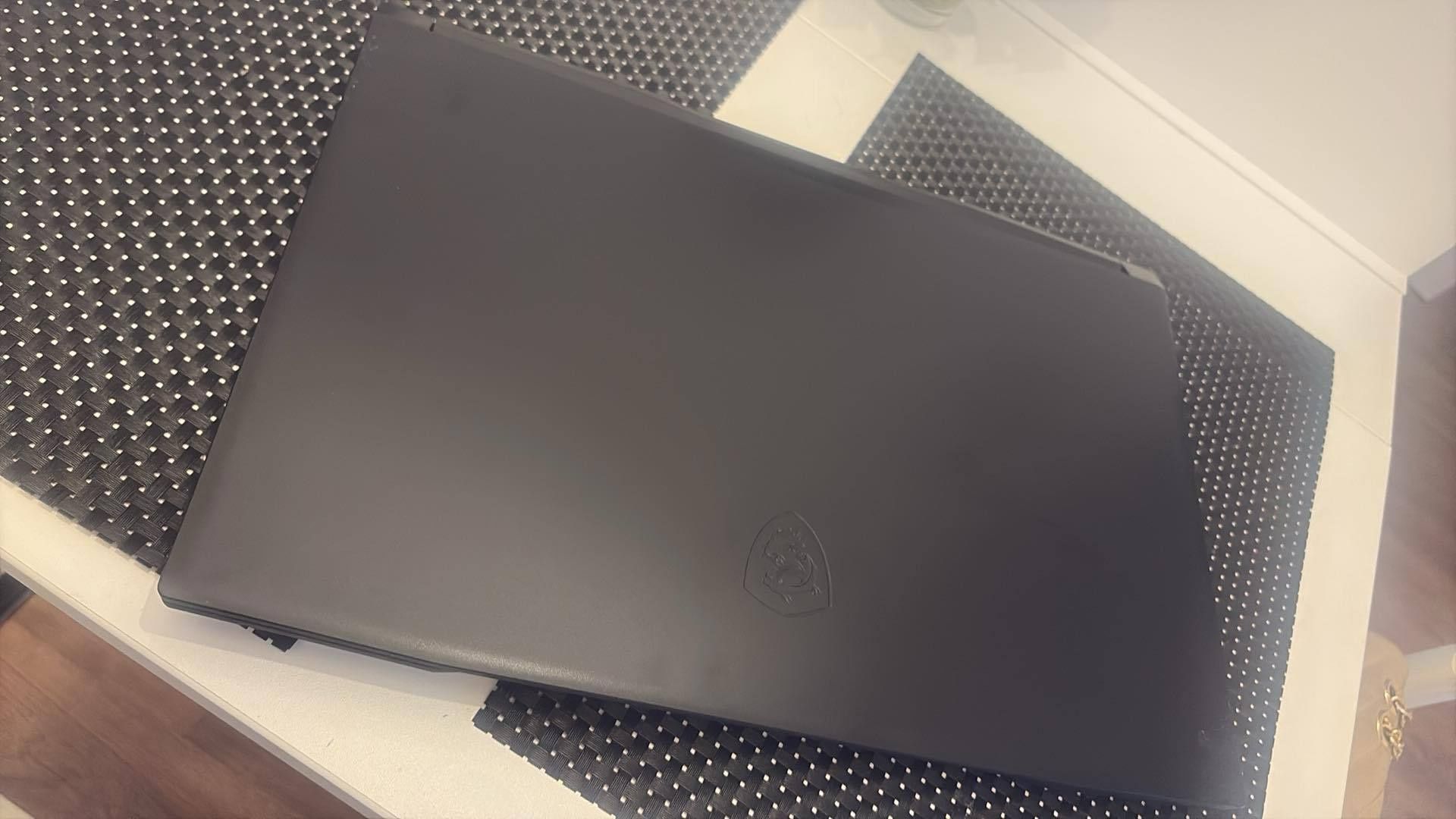 Laptop MSI Katana GF76 12UE Stan Jak Nowy
