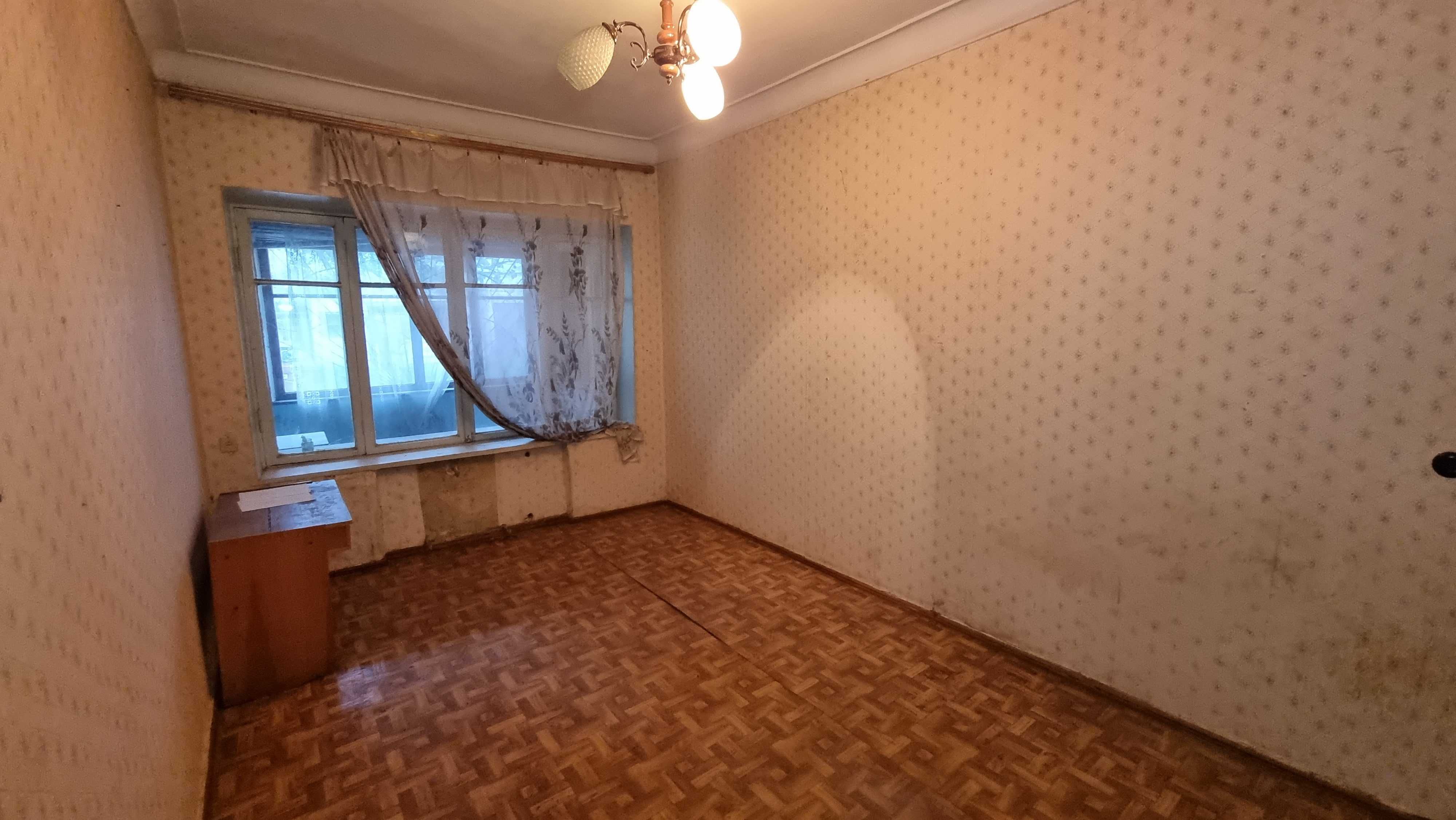 3х кімнатна 80м2 на 4 Фонтану, спецпроект, АГВ, під ремонт