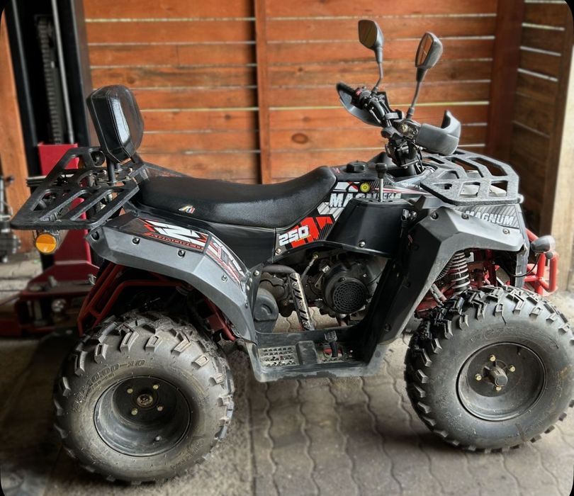Sprzedam quada Commander 200cm3. Z niskim przebiegiem