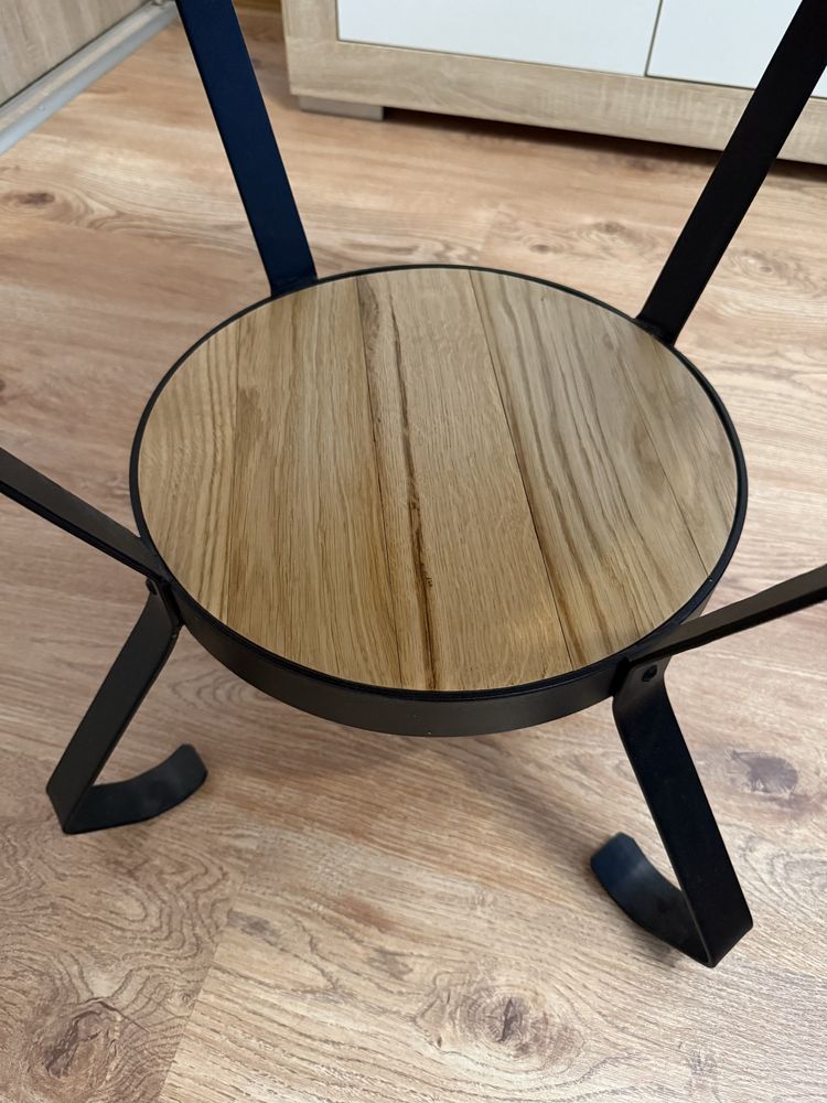 Stolik kawowy w stylu loft