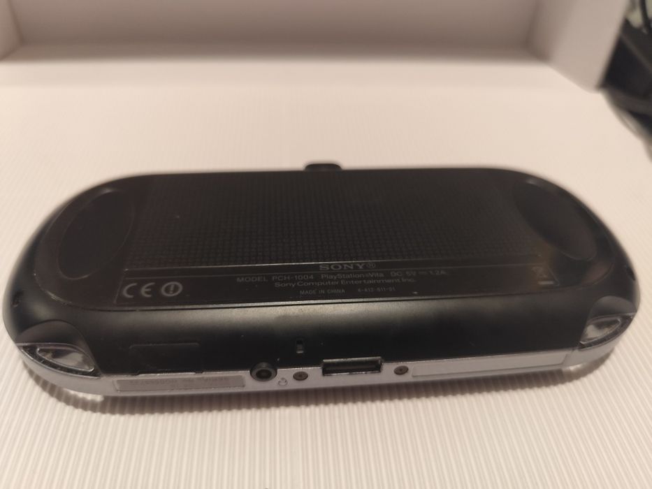 PS Vita OLED Fat - zestaw