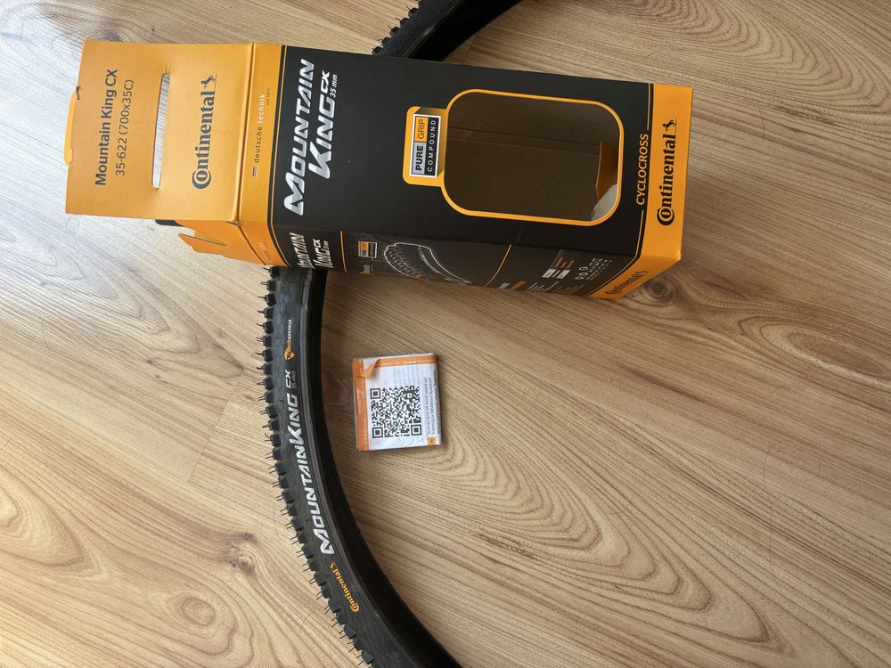 Opona rowerowa Continental Mountain King CX 35 mm