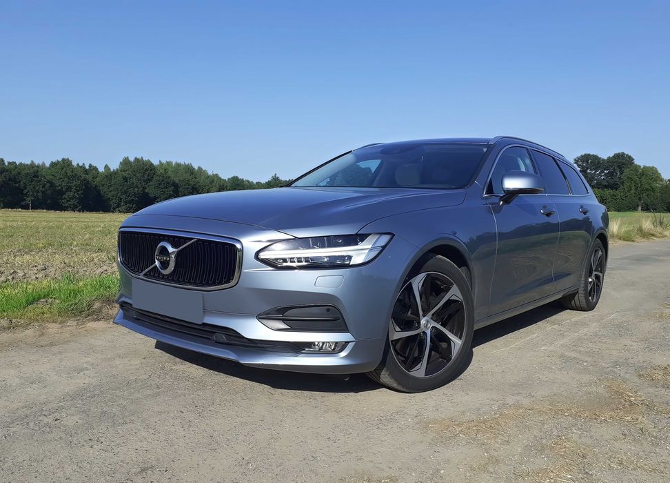 Volvo V90      2017