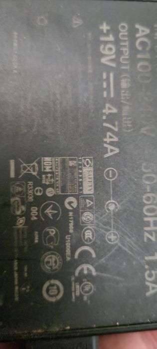Продам жосткий диск 2.5  блок питания для ноутбук  Asus Toshiba 1 tb